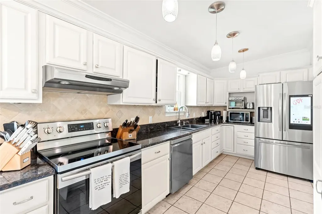 521 Sheridan Boulevard Orlando FL 32804