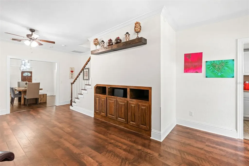 521 Sheridan Boulevard Orlando FL 32804