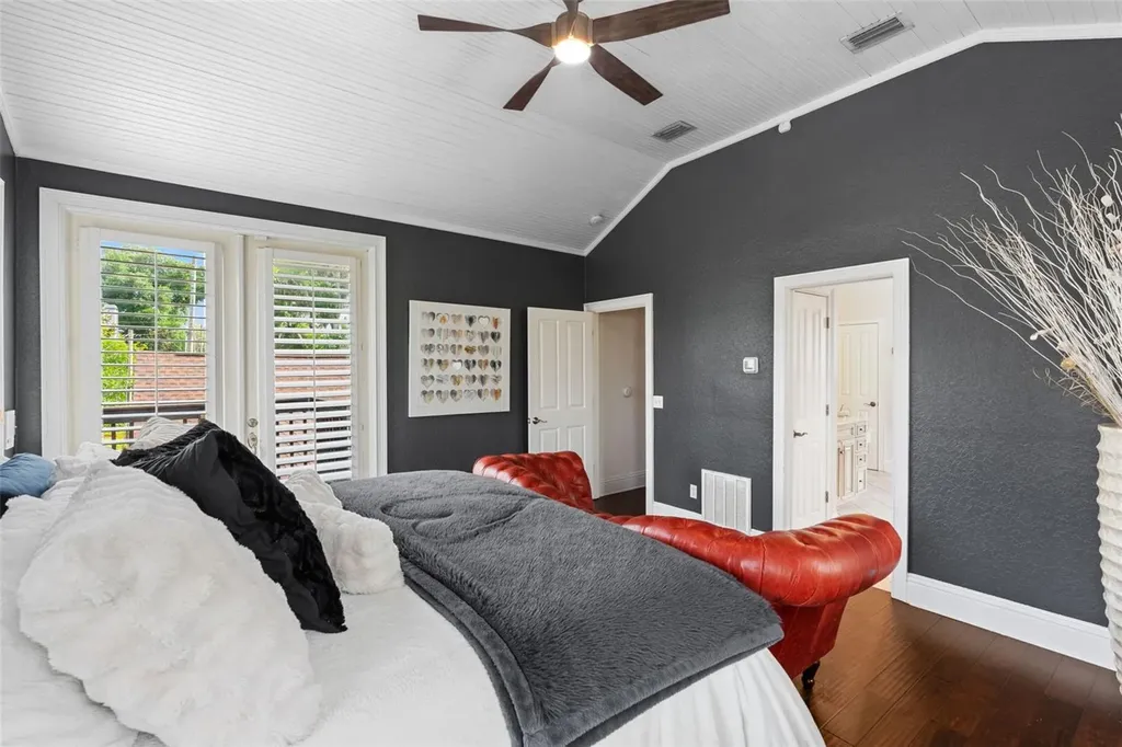 521 Sheridan Boulevard Orlando FL 32804