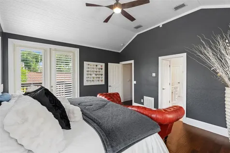 521 Sheridan Boulevard Orlando FL 32804