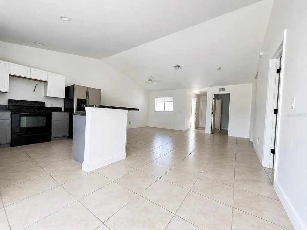 777-779 Bedford Drive Lehigh Acres FL 33974