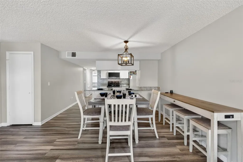 5017 Laguna Bay Circle Kissimmee FL 34746