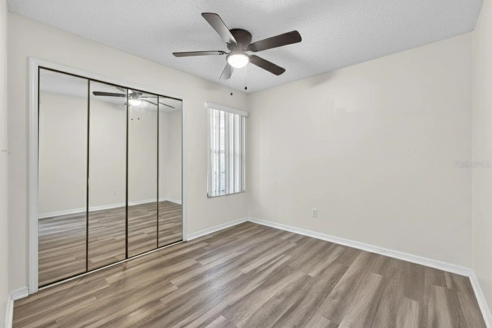 5017 Laguna Bay Circle Kissimmee FL 34746