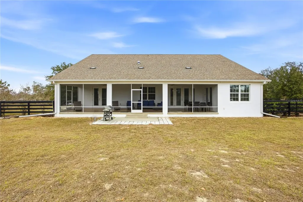 5608 Strong Point Weirsdale FL 32195