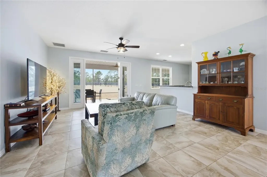 5608 Strong Point Weirsdale FL 32195