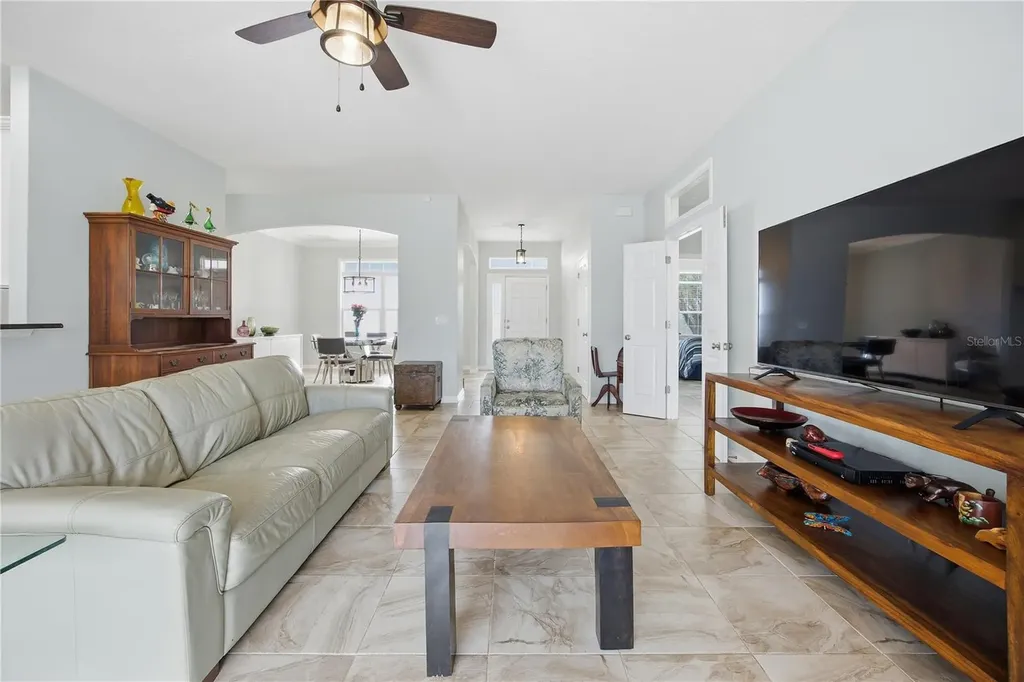 5608 Strong Point Weirsdale FL 32195
