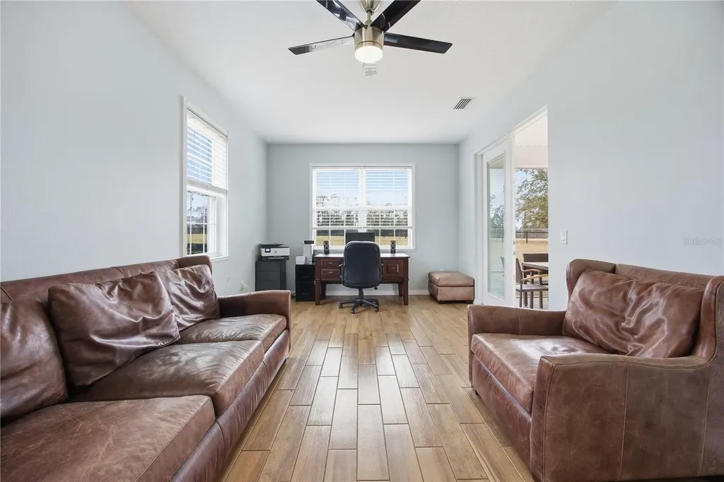 5608 Strong Point Weirsdale FL 32195