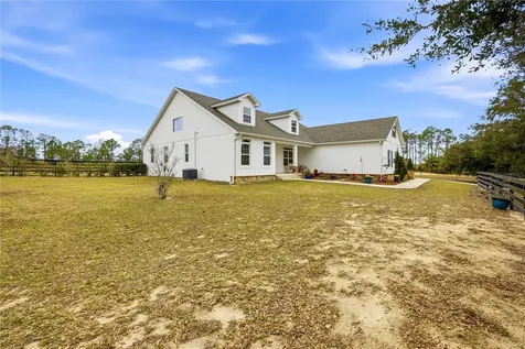 5608 Strong Point Weirsdale FL 32195