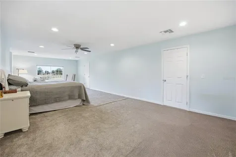 5608 Strong Point Weirsdale FL 32195