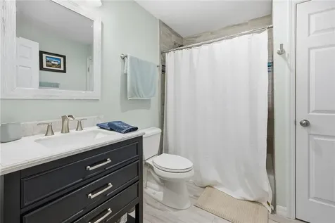 5608 Strong Point Weirsdale FL 32195