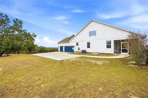 5608 Strong Point Weirsdale FL 32195