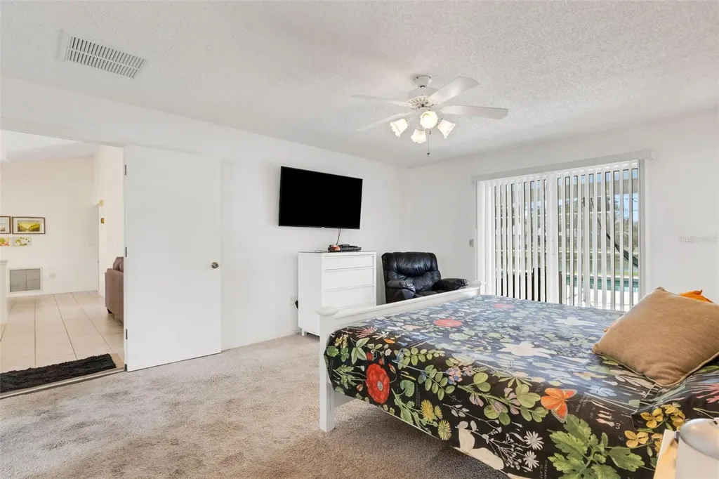 5836 Helen Way Sarasota FL 34243
