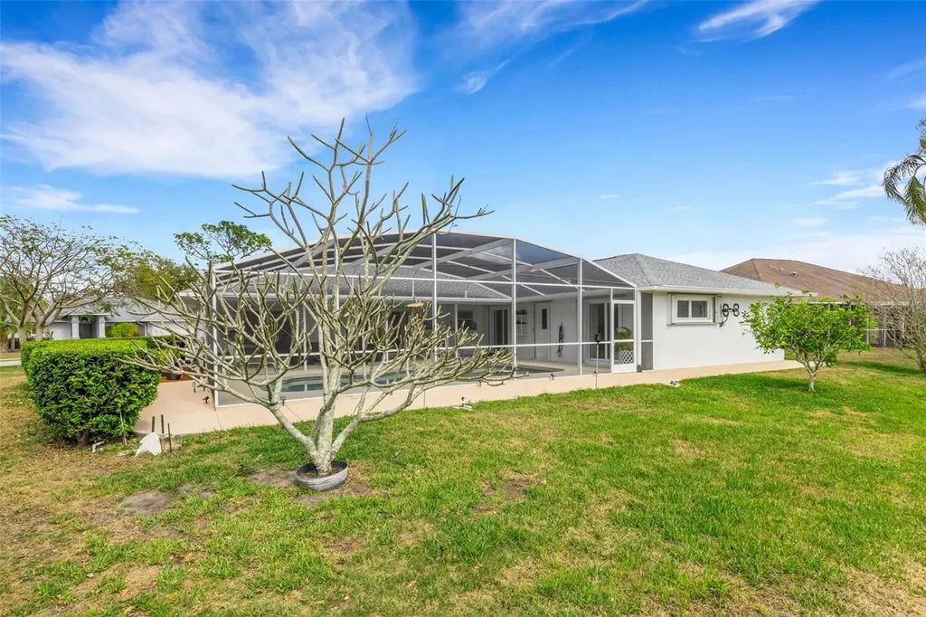 5836 Helen Way Sarasota FL 34243