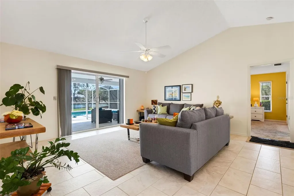 5836 Helen Way Sarasota FL 34243