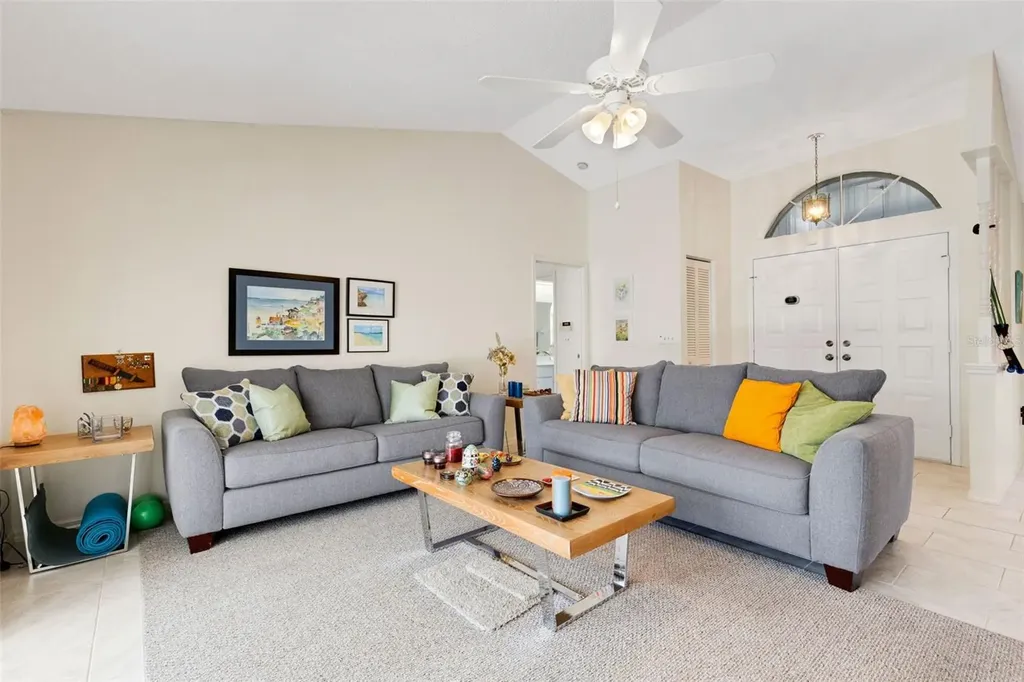 5836 Helen Way Sarasota FL 34243