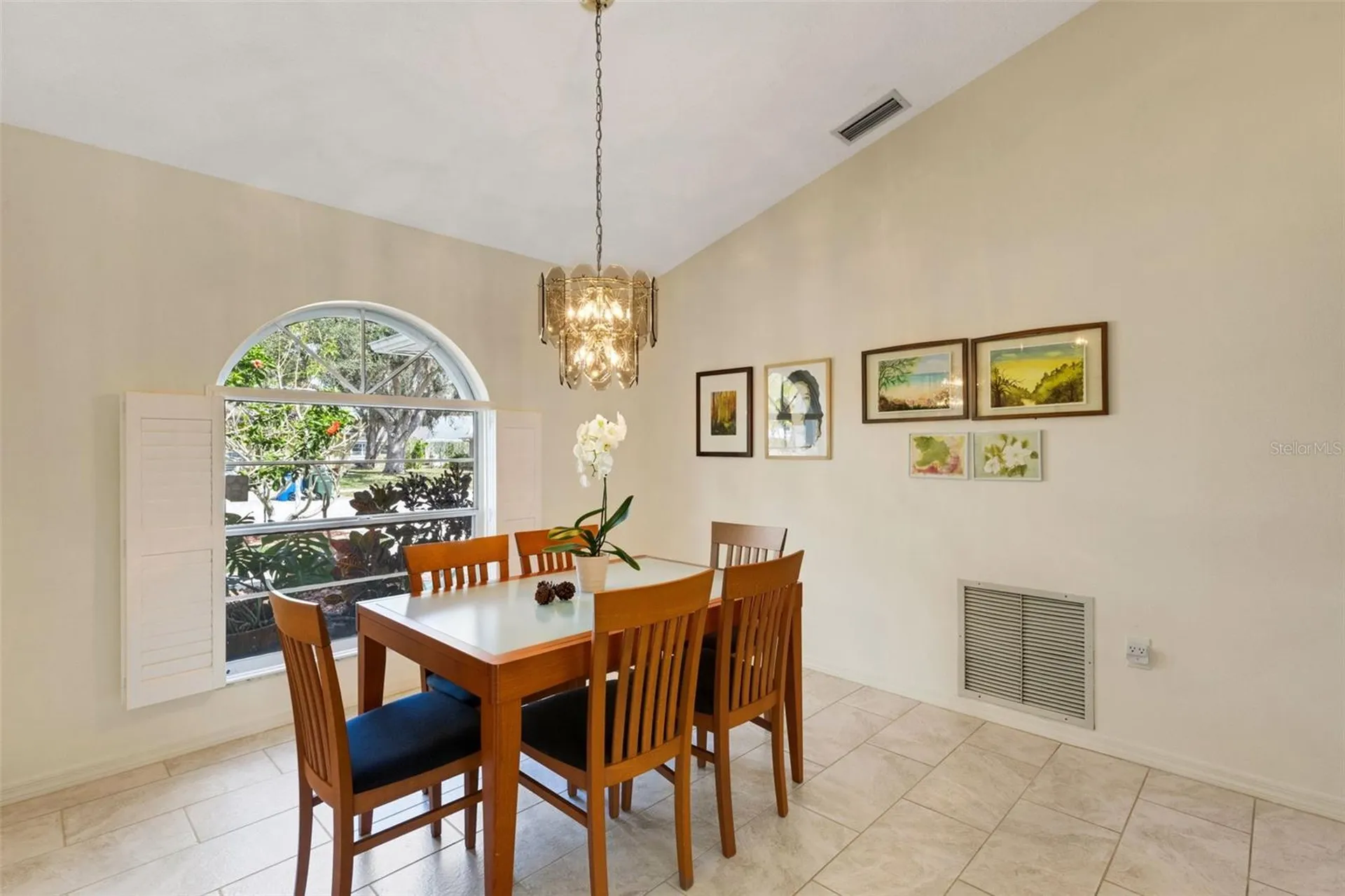 5836 Helen Way Sarasota FL 34243