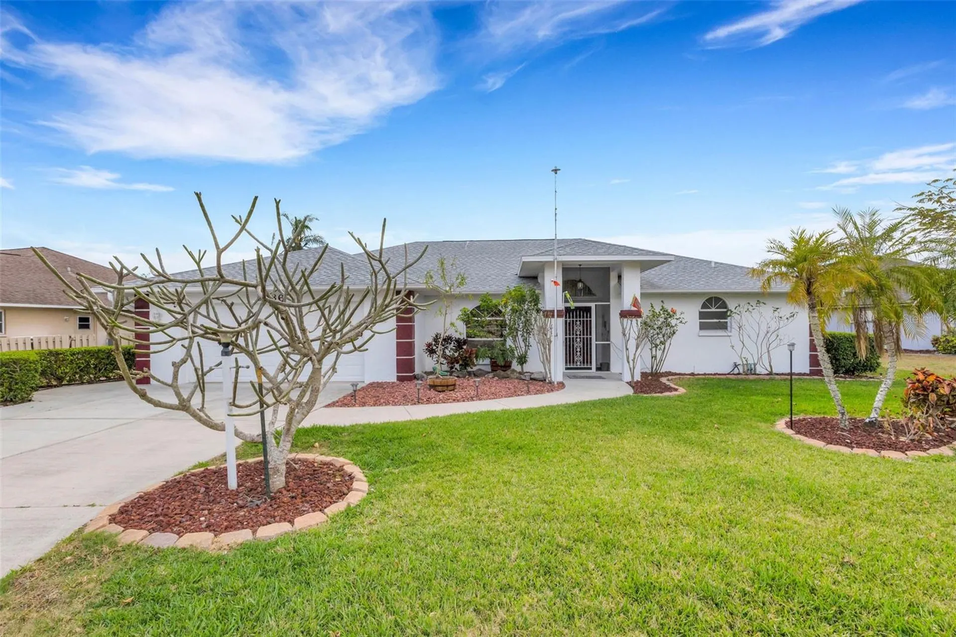 5836 Helen Way Sarasota FL 34243