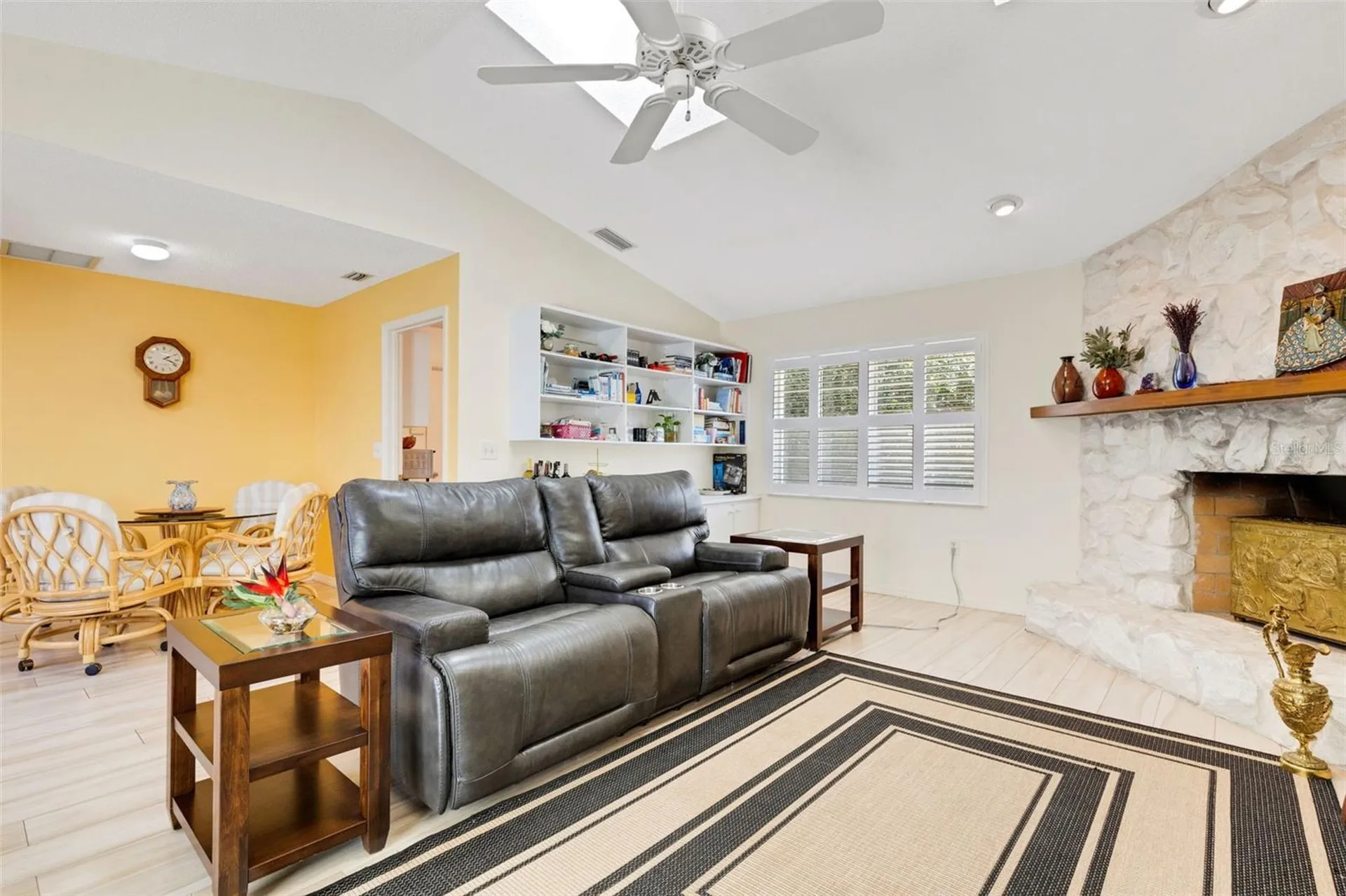 5836 Helen Way Sarasota FL 34243