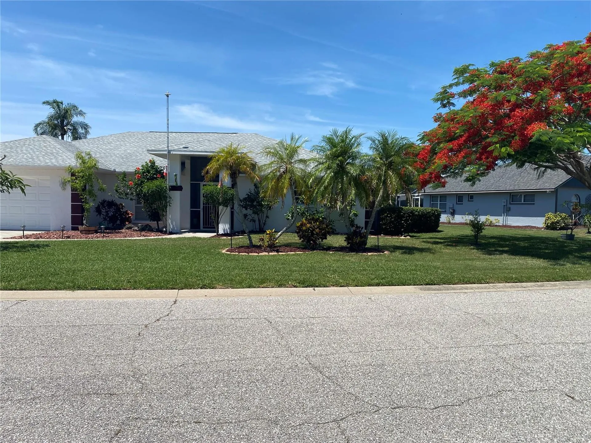 5836 Helen Way Sarasota FL 34243