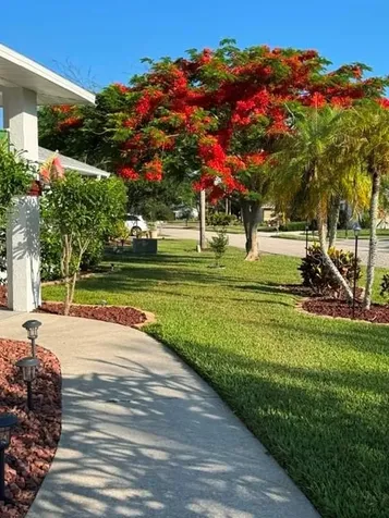 5836 Helen Way Sarasota FL 34243