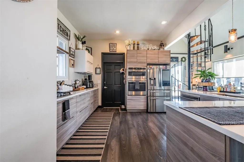 18200 Cypress Cove Lane Lutz FL 33549