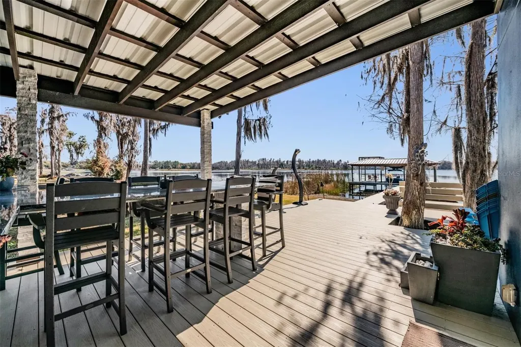 18200 Cypress Cove Lane Lutz FL 33549