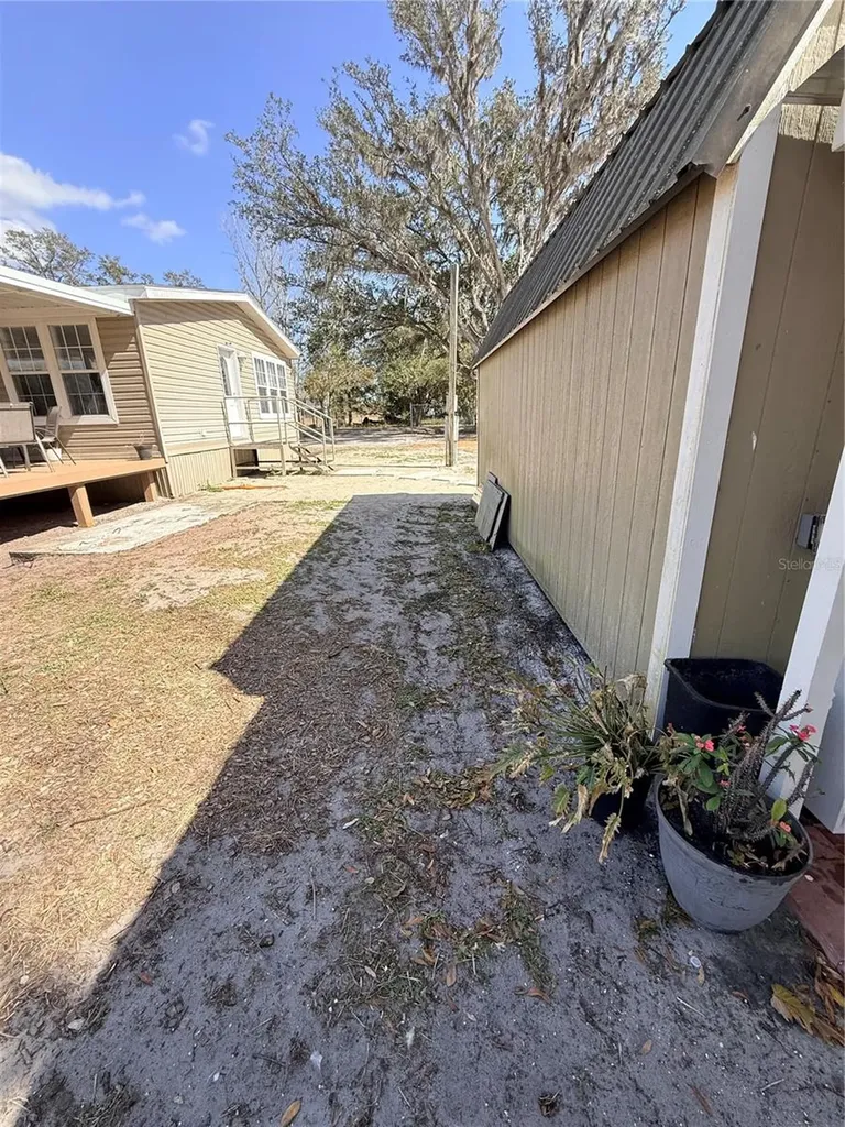 6001 Five Acre Road Plant City FL 33565