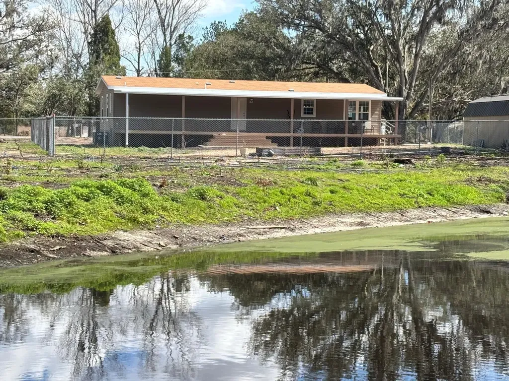 6001 Five Acre Road Plant City FL 33565