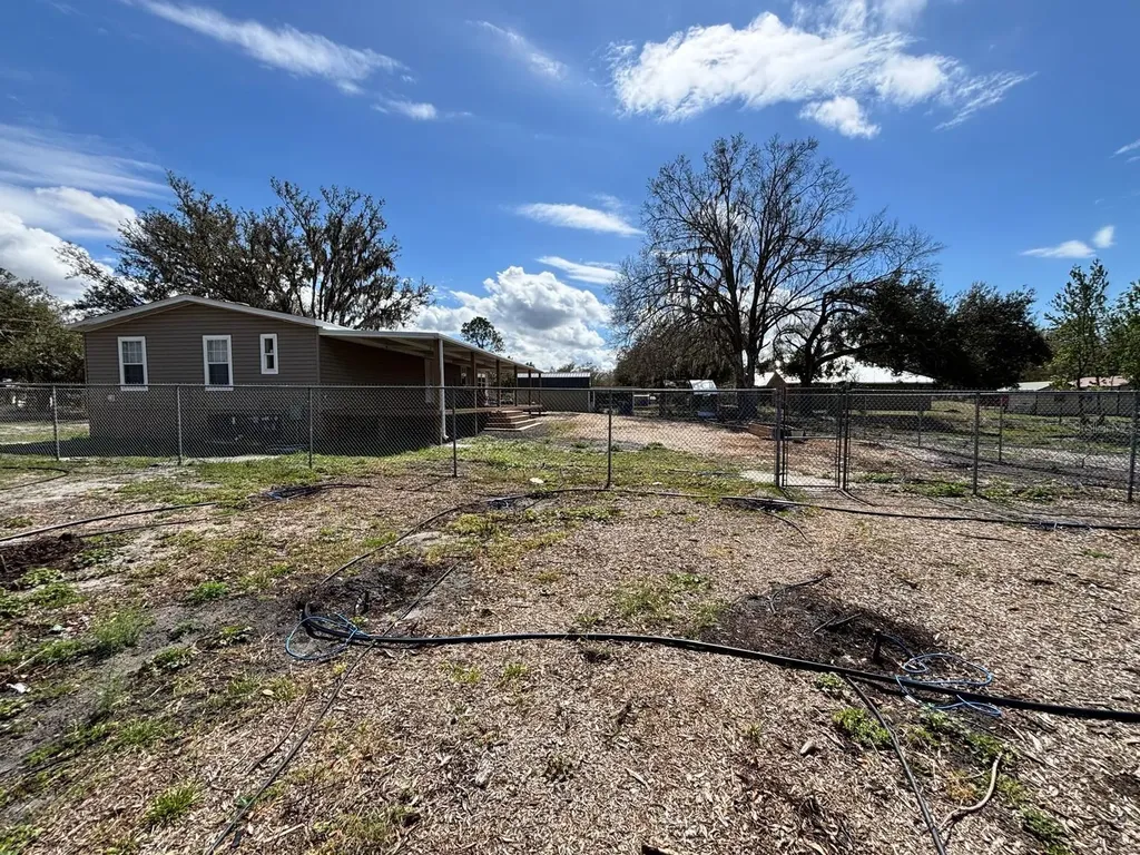 6001 Five Acre Road Plant City FL 33565