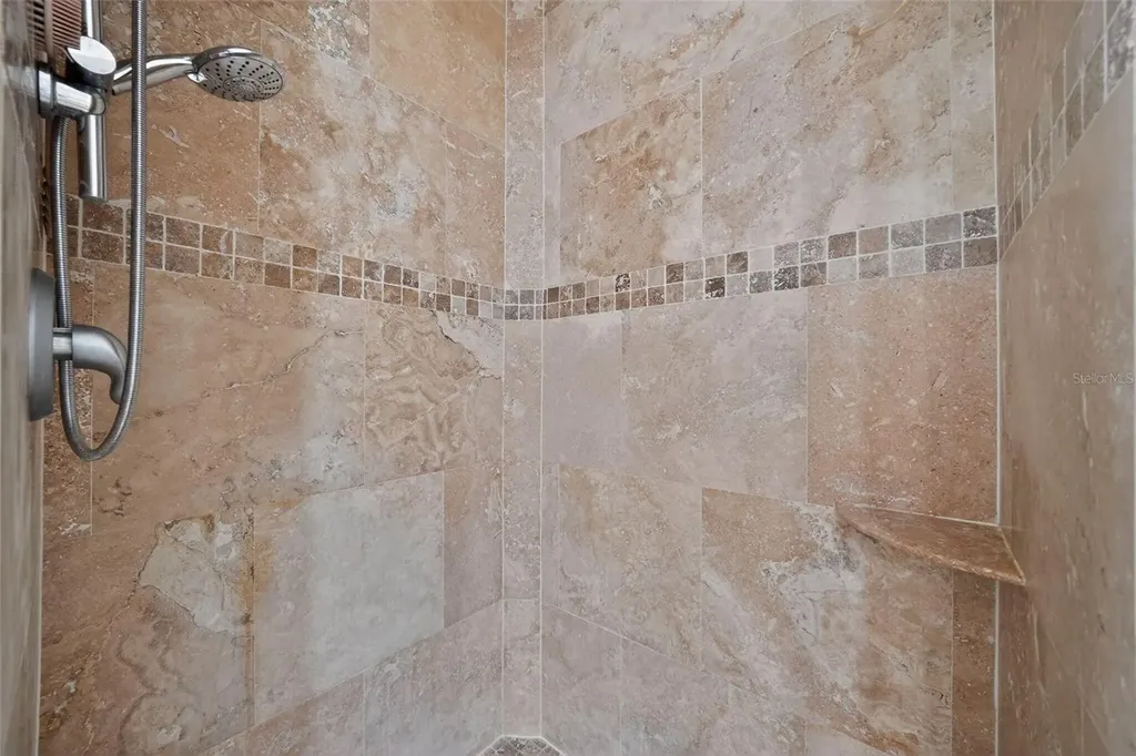 2351 Lakeview Drive Sebring FL 33870