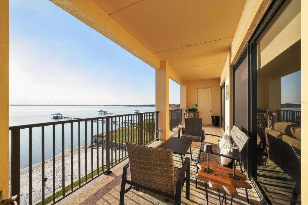 2351 Lakeview Drive Sebring FL 33870