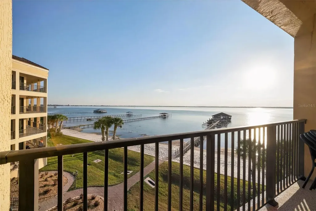 2351 Lakeview Drive Sebring FL 33870