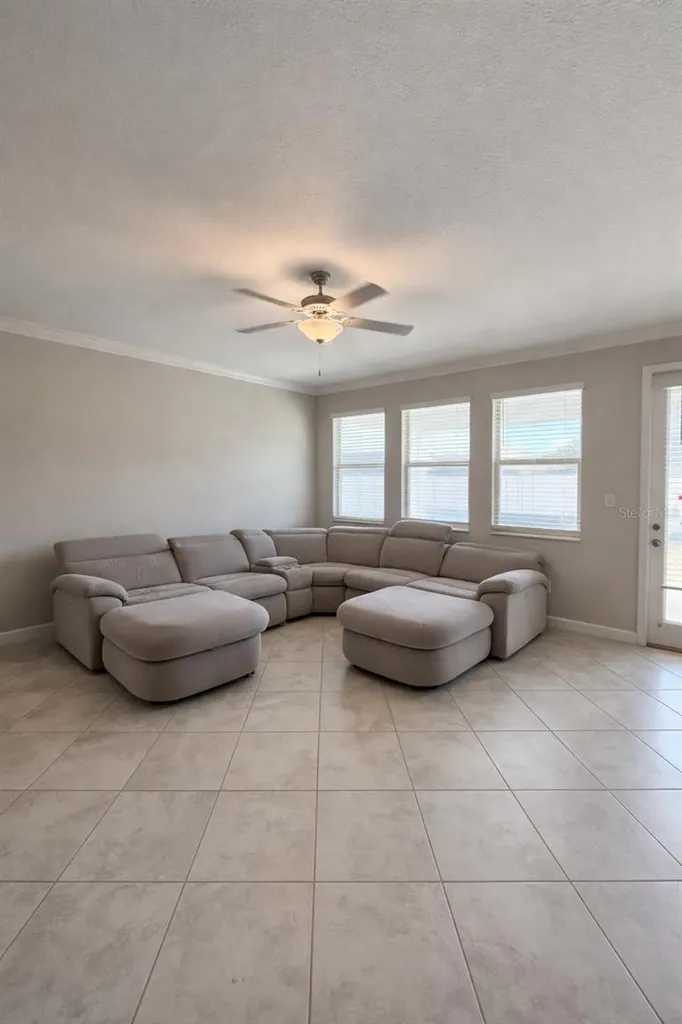 25118 Lambrusco Loop Lutz FL 33559