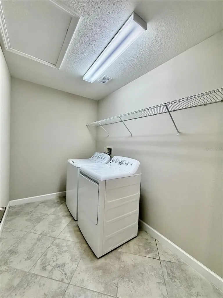 25118 Lambrusco Loop Lutz FL 33559