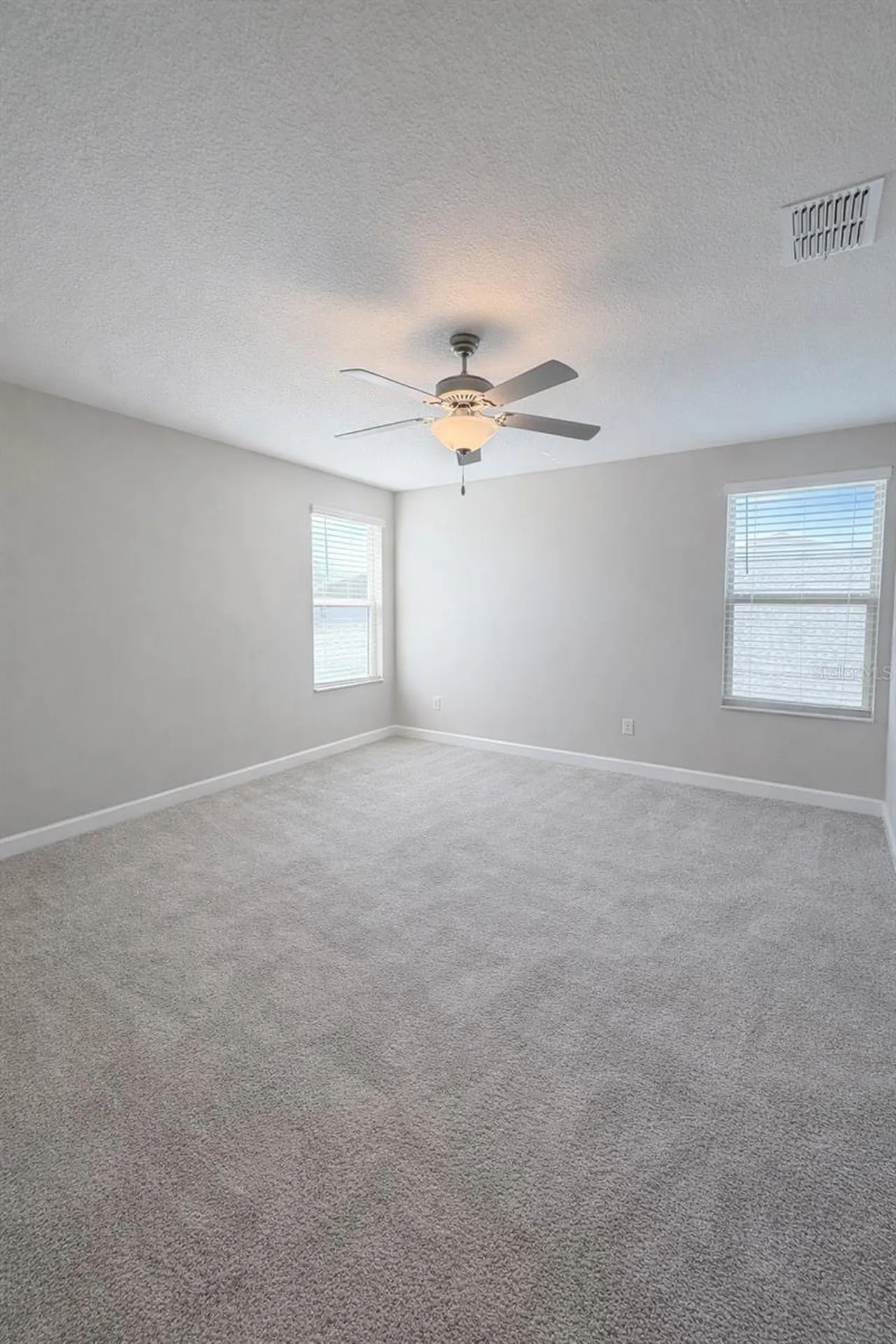 25118 Lambrusco Loop Lutz FL 33559