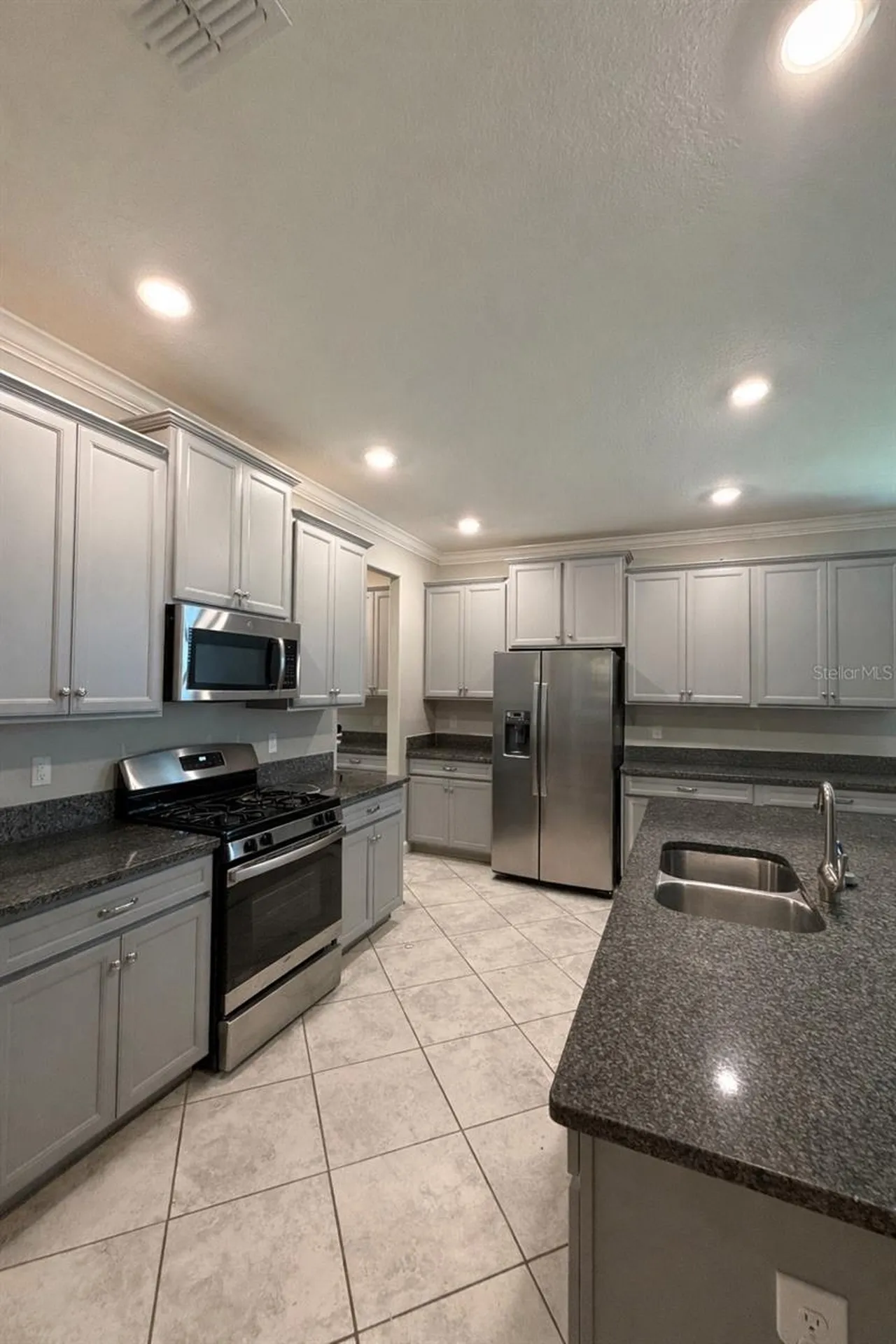 25118 Lambrusco Loop Lutz FL 33559