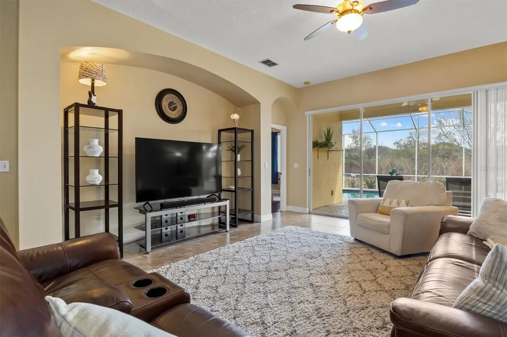1068 Stoney Creek Drive Lakeland FL 33811