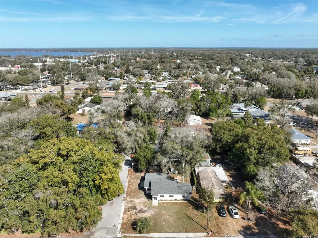 301 E Atwater Avenue Eustis FL 32726