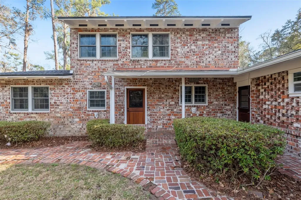 1801 NW 30th Terrace Gainesville FL 32605