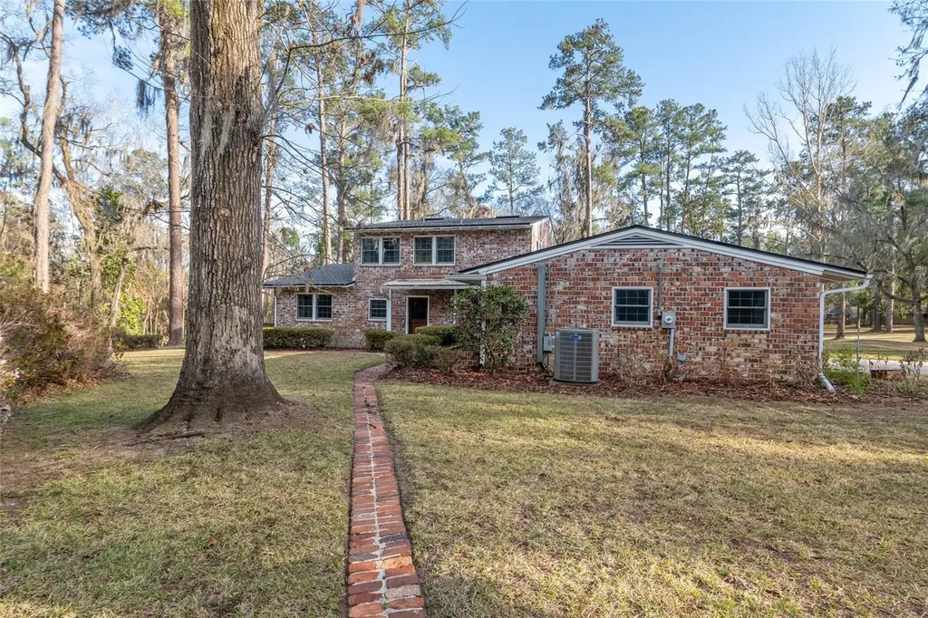 1801 NW 30th Terrace Gainesville FL 32605