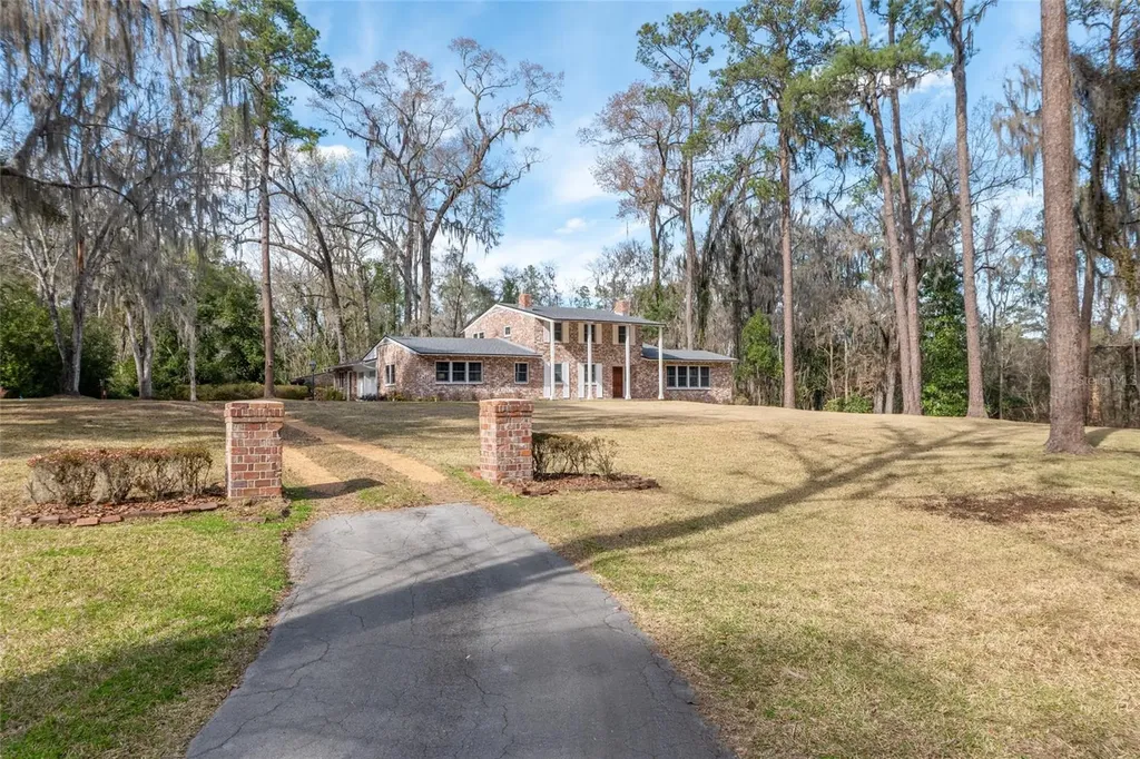 1801 NW 30th Terrace Gainesville FL 32605
