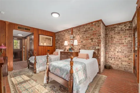 1801 NW 30th Terrace Gainesville FL 32605