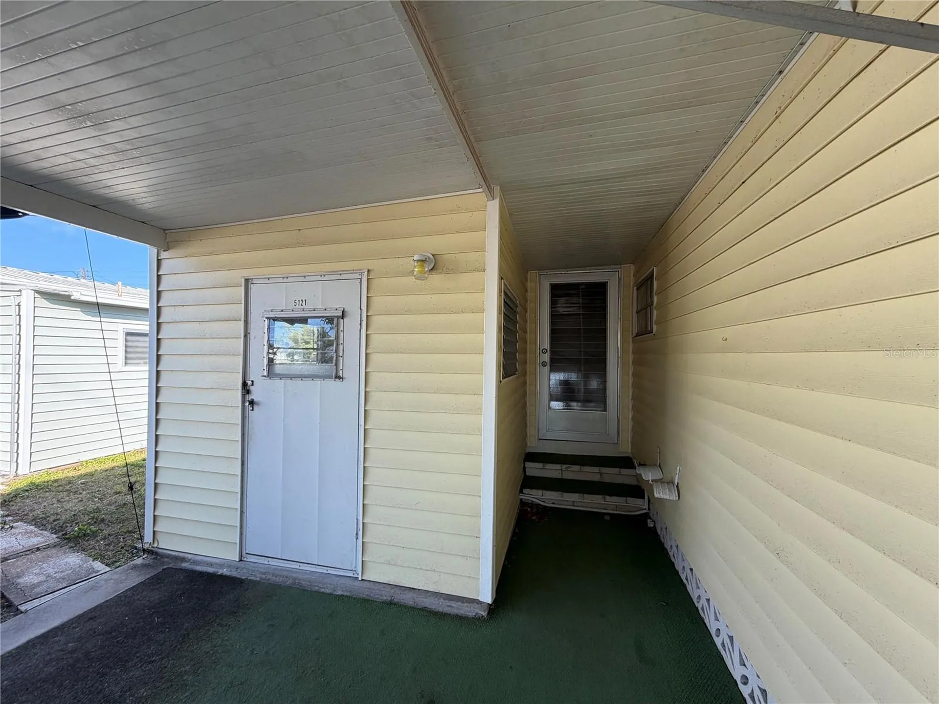5121 9th Street W Bradenton FL 34207