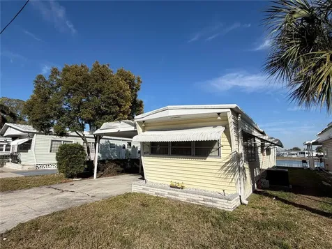 5121 9th Street W Bradenton FL 34207