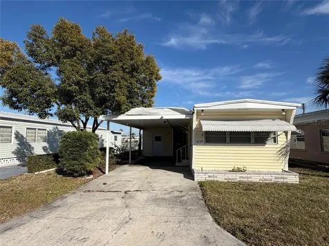 5121 9th Street W Bradenton FL 34207