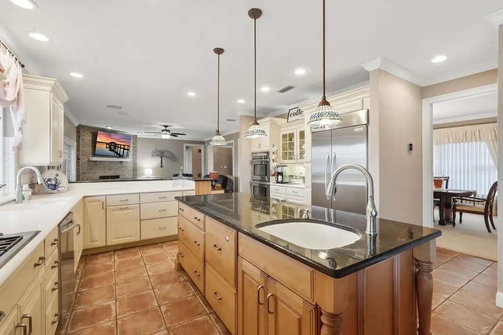 10 Magnolia Lane S Ormond Beach FL 32174