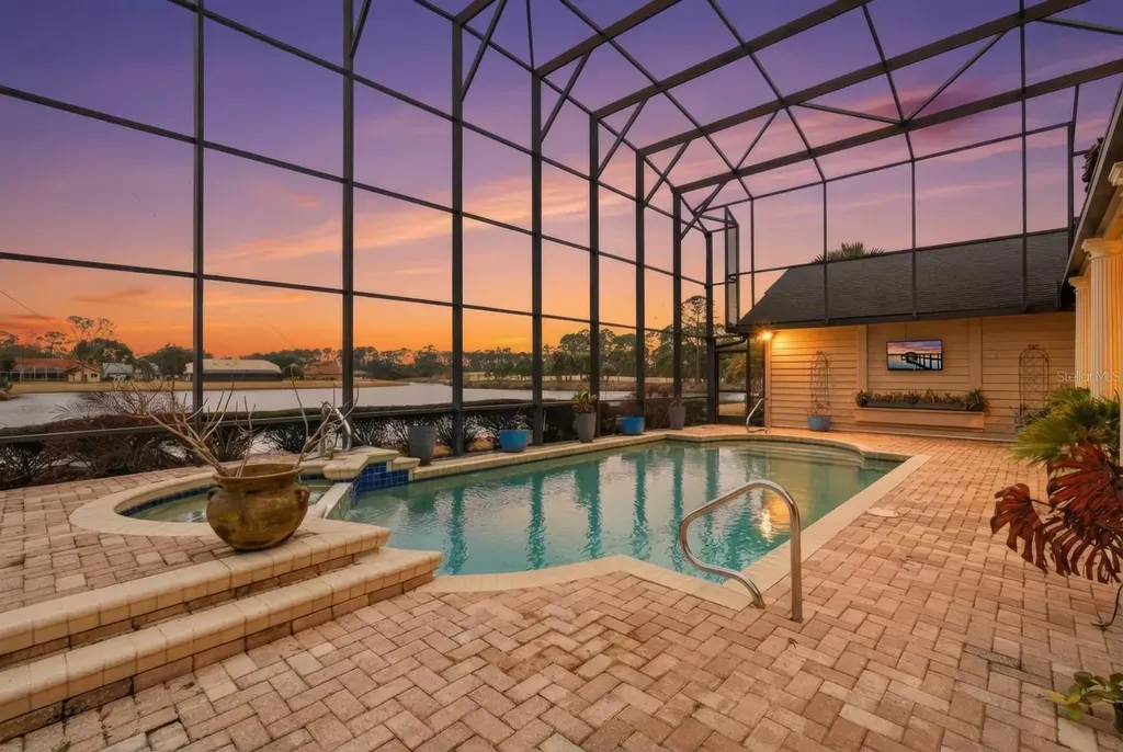 10 Magnolia Lane S Ormond Beach FL 32174