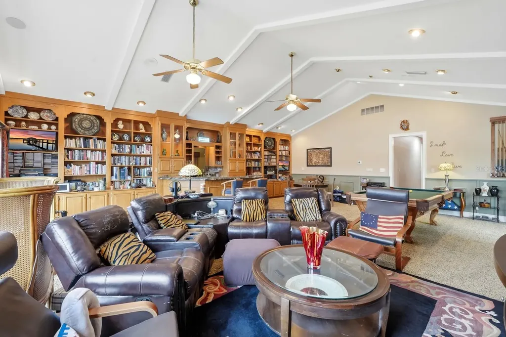 10 Magnolia Lane S Ormond Beach FL 32174