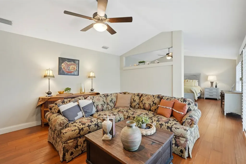 10 Magnolia Lane S Ormond Beach FL 32174