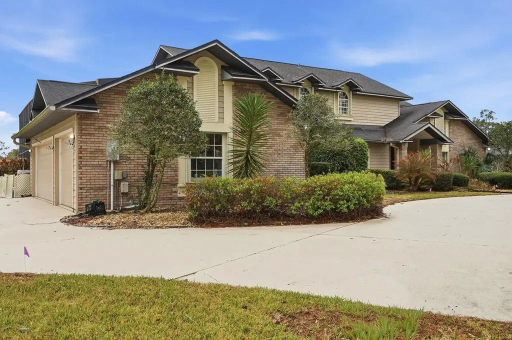 10 Magnolia Lane S Ormond Beach FL 32174